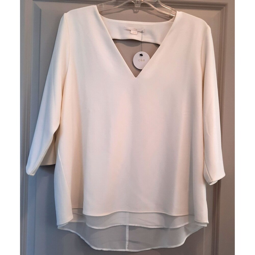 NWT C&E Women’s Off White 3/4 Sleeve Shirt V-Neck Pullover Lined XL